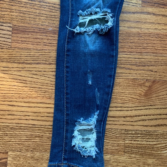 Ripped Machine Jeans - Picture 6 of 6